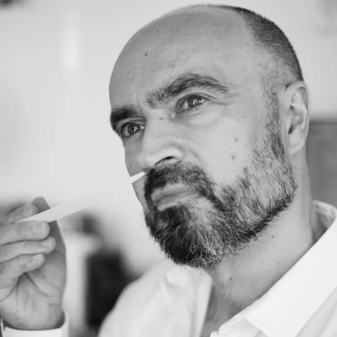 Ámbar<Essential Parfums Divine Vanille by Olivier Pescheux