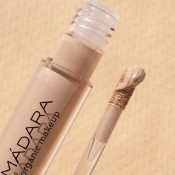 Bases, Correctores Y Polvos<Madara Luminous Perfecting Concealer