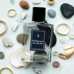 Almizcle<Une Nuit Nomade Nothing but Sea and Sky